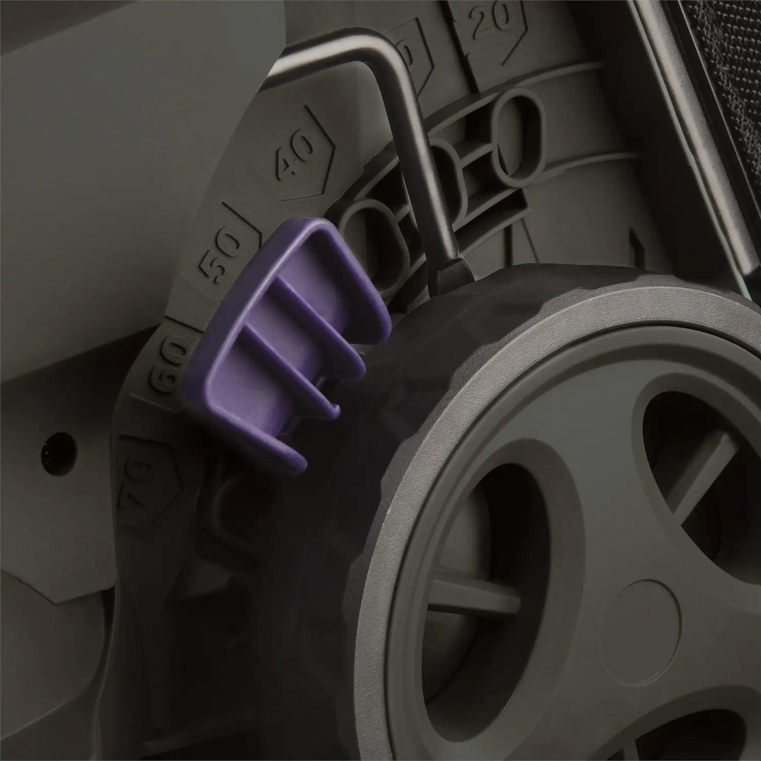 Powerbase 1600W Electric Lawn Mower - 37cm 6 Powerbase 1600W Electric Lawn Mower - 37cm - Image 4