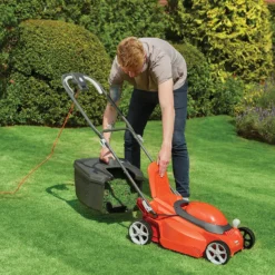 Flymo 1600W EasiStore 380R Electric Lawn Mower - 38cm 15 Flymo 1600W EasiStore 380R Electric Lawn Mower - 38cm -Flymo Sales Store 13524797 1514936626603396