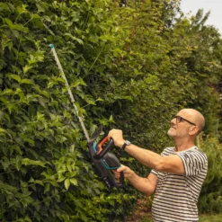 GARDENA ComfortCut Cordless 18V 50 Hedge Trimmer -Flymo Sales Store 13524828 1295049587734758